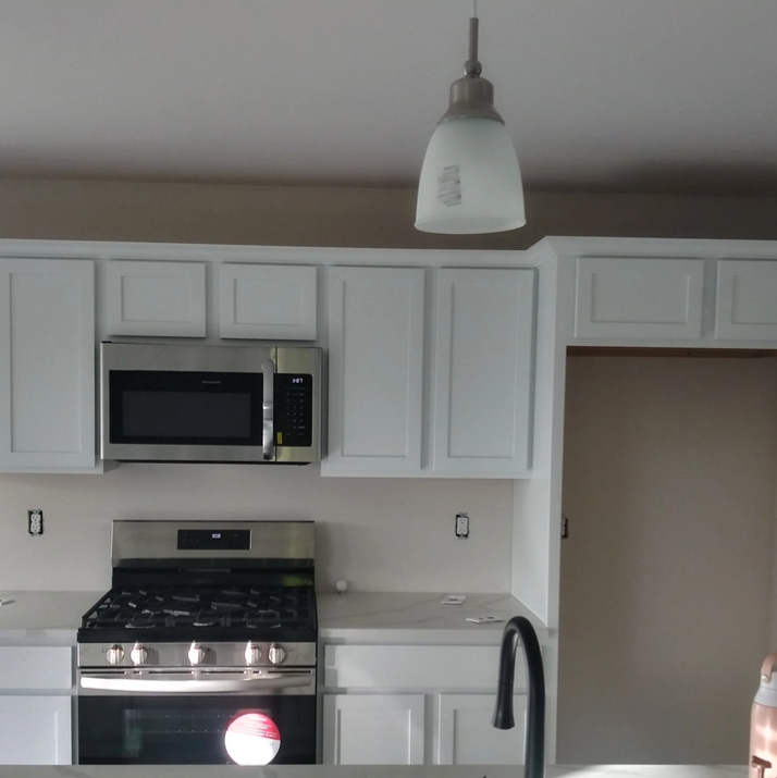 Kitchen and Cabinet Refinishing for Stateline Exterior Home Cleaning in Beloit, WI