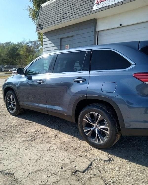 Full Detail Service for Luxury Auto Detail in Peoria, IL