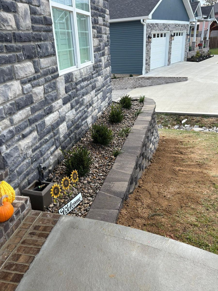 Retaining Walls for Dust Till Dawn Lawn in London, Kentucky