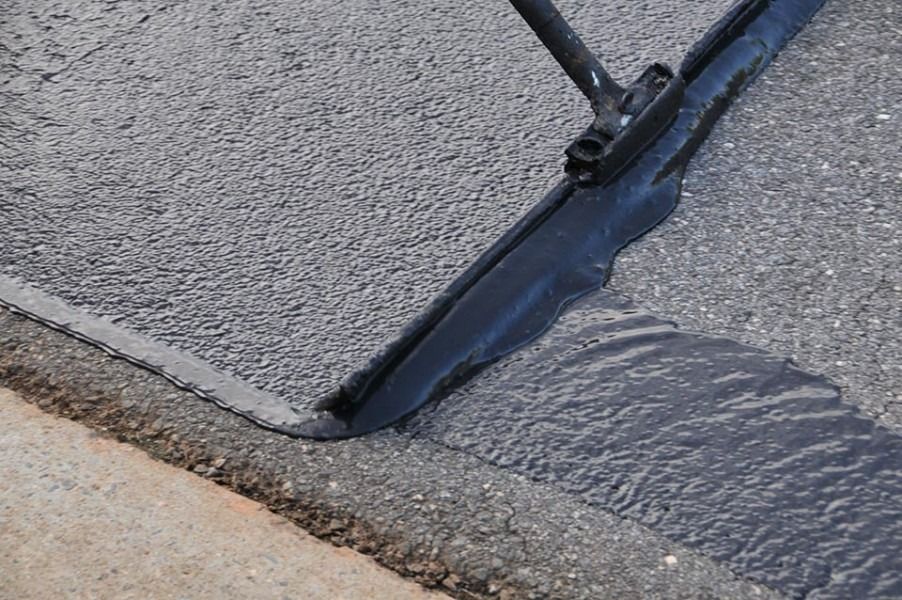 Residential Sealcoating for All Pro Paving LLC in Montgomery County, PA