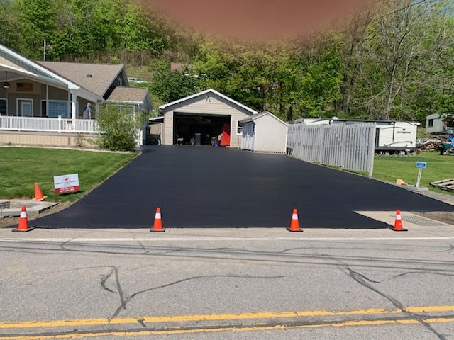 Sealcoating for Victory Driveway Sealcoating in Corning, NY