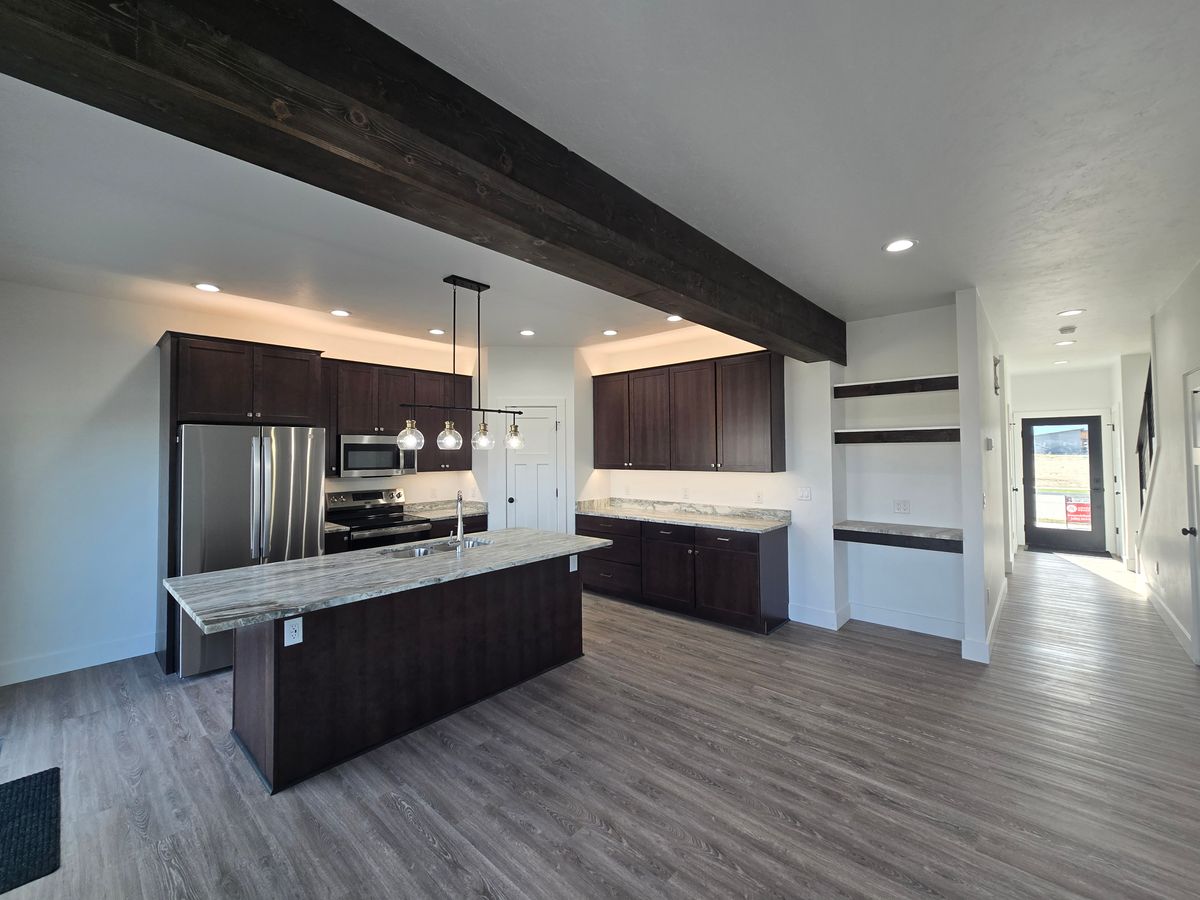 Custom Building for Big Mountain Construction and Contracting LLC in Deer Lodge, MT