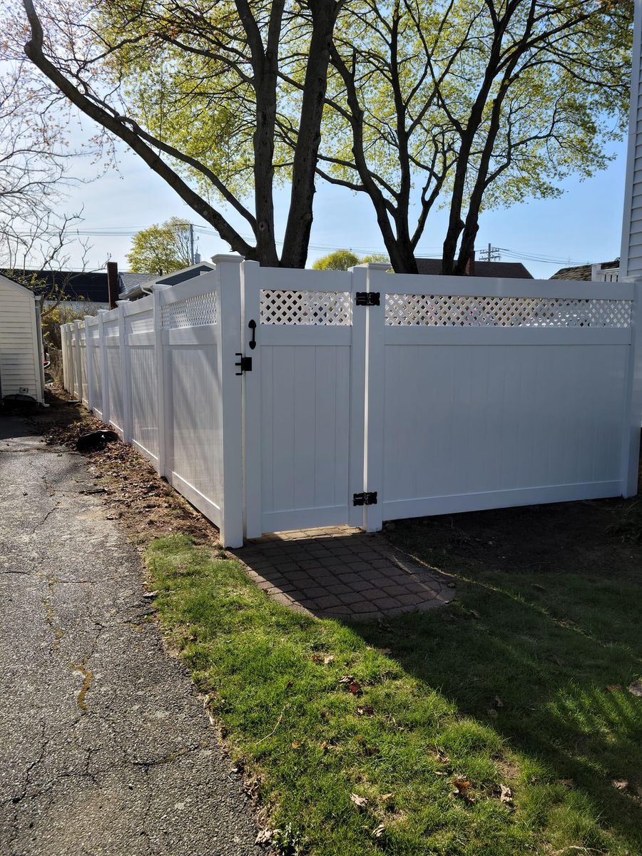 Vinyl Fencing Installation for Azorean Fence in Peabody, MA