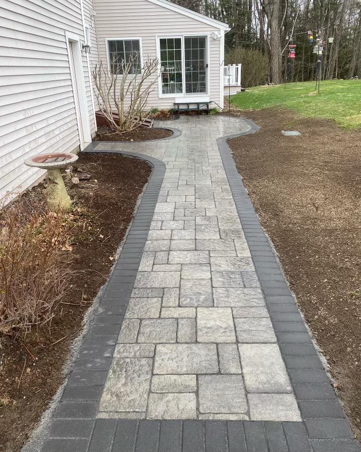 Hardscaping - Patios, Walkways, Retaining walls for Martin's Landscaping & Construction in Manchester, NH