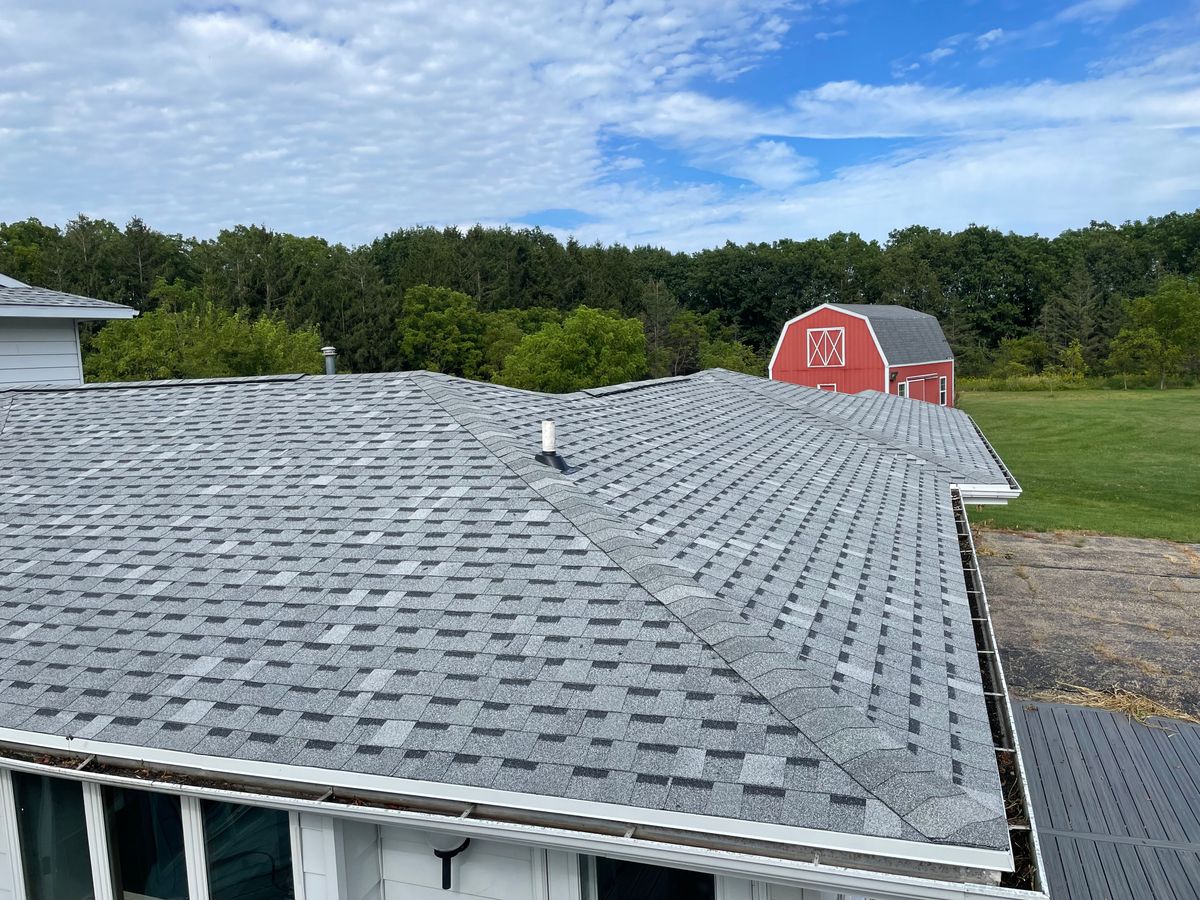 Roofing for New Life Complete Construction in Cross Plains, WI