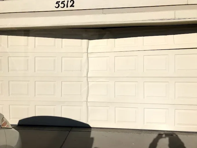 Garage Door Repair for 423 Garage Doors in Signal Mountain, Tennessee