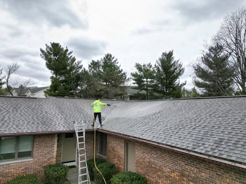 Pressure Washing/House Washing for Bulldog Cleaning Services in Walworth County, WI