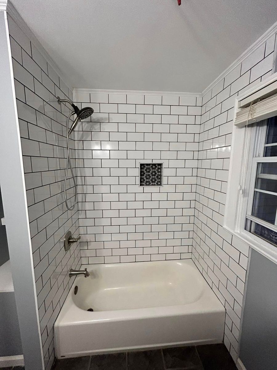 Kitchen and Bath Renovations for LKN Paint & Floor in Mooresville, NC