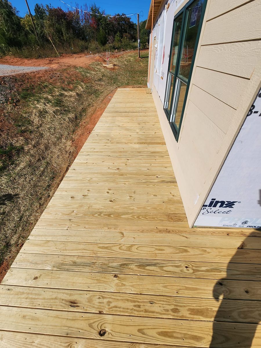 Carpentry for Tiny’s Home Repair And More in Inman, SC