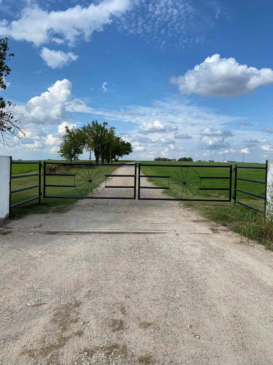 Gate Installation and Repair for Faith Fence and Fabrication Inc. in Gunter, TX