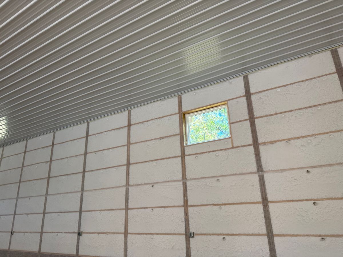 Spray Foam Insulation for D&J Insulation in Howard Lake, MN