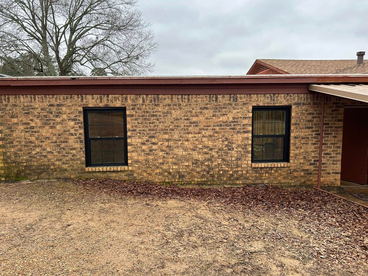 Window Repair and Replacement for Well Hung Windows & More in Hot Springs, AR