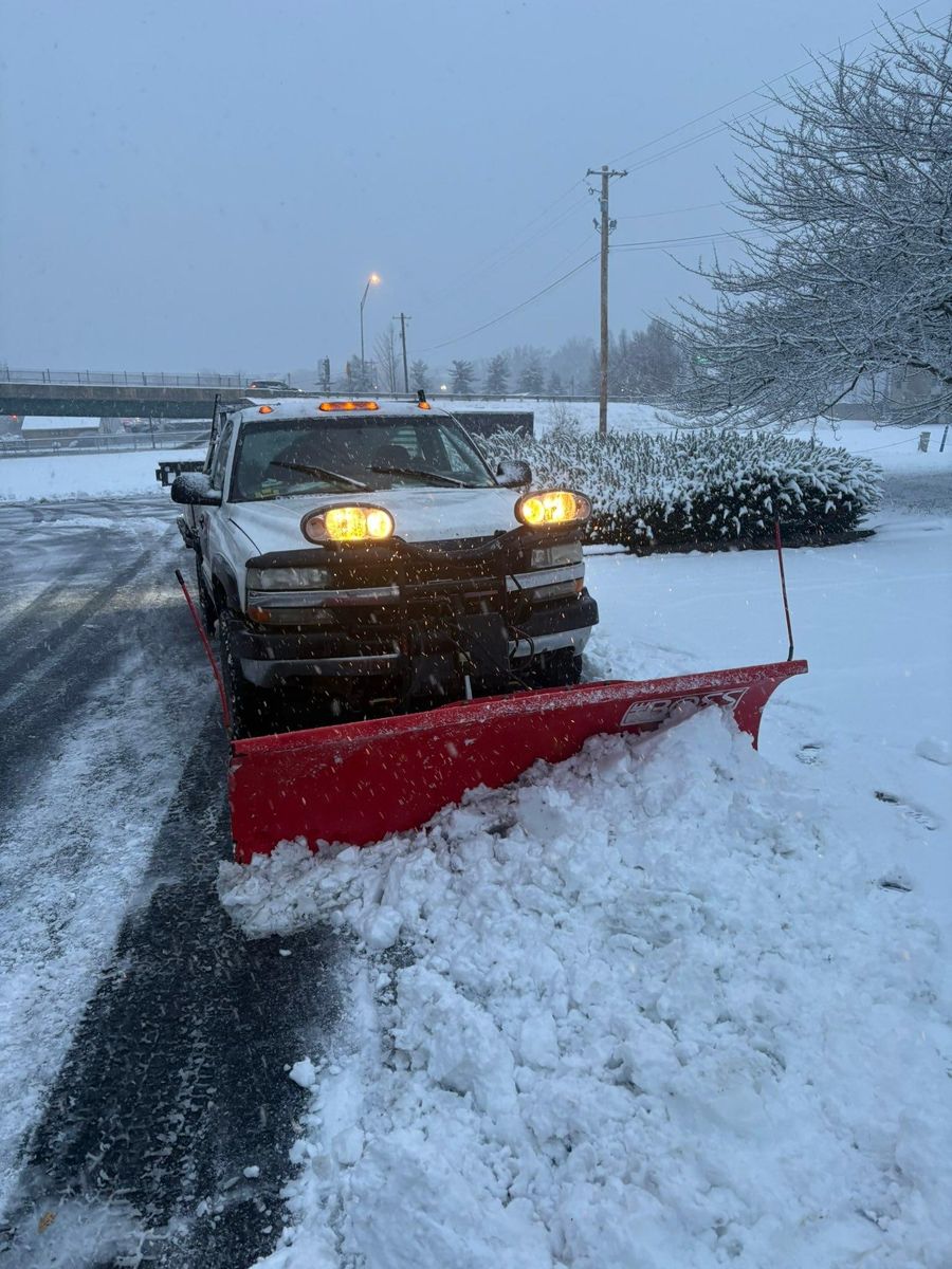 Snow Removal for Kehl Lawn and Landscape in Athens, OH