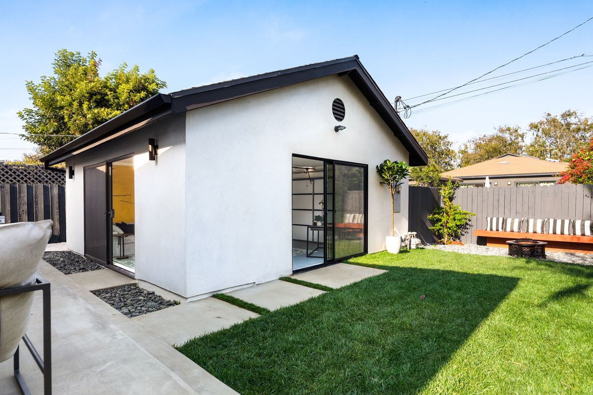 Accessory Dwelling Units (ADU) for Rhodium Construction Inc in Los Angeles, CA