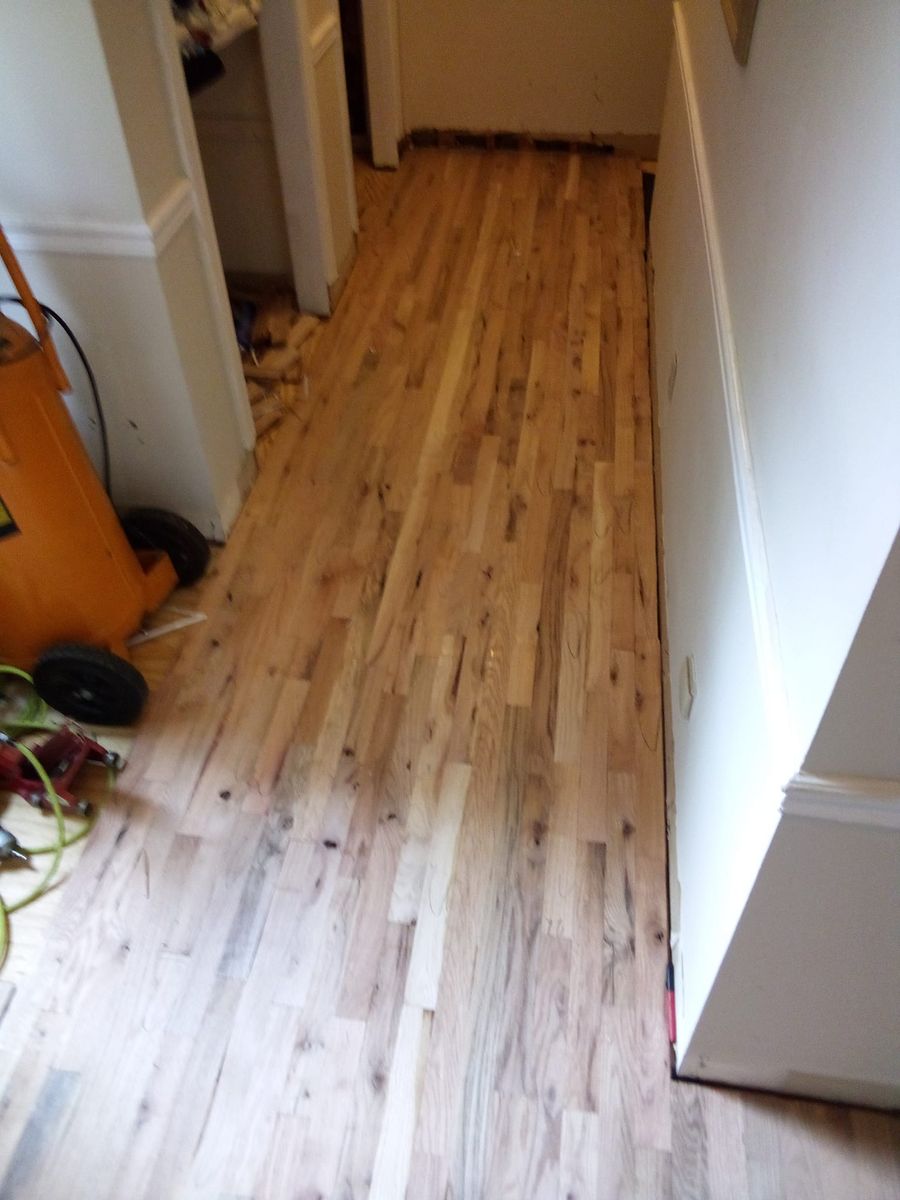 Hardwood Flooring for Gunderson & Ranieri Remodeling & Rentals in Columbia,  SC