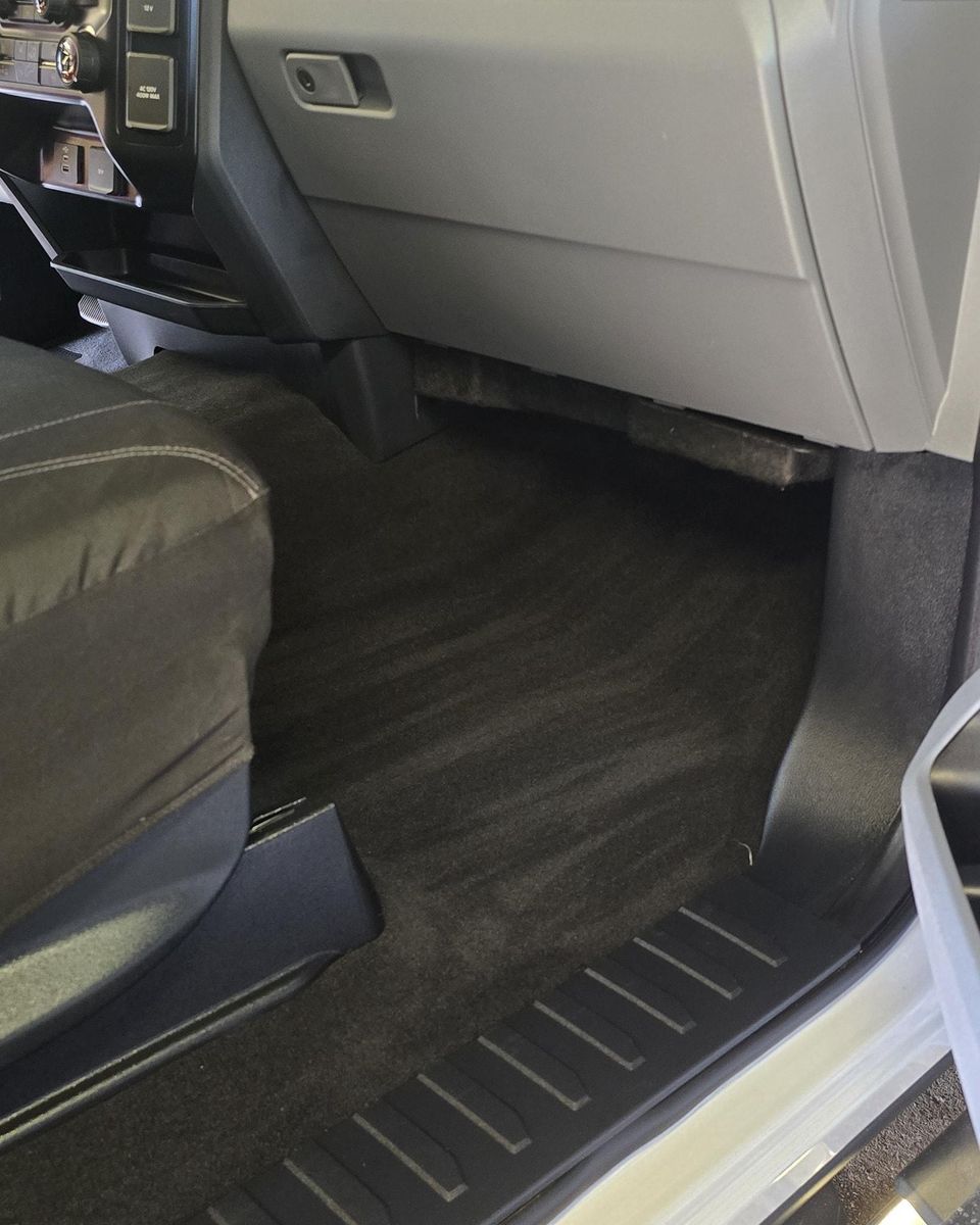 Full Detail Service for Luxury Auto Detail in Peoria, IL