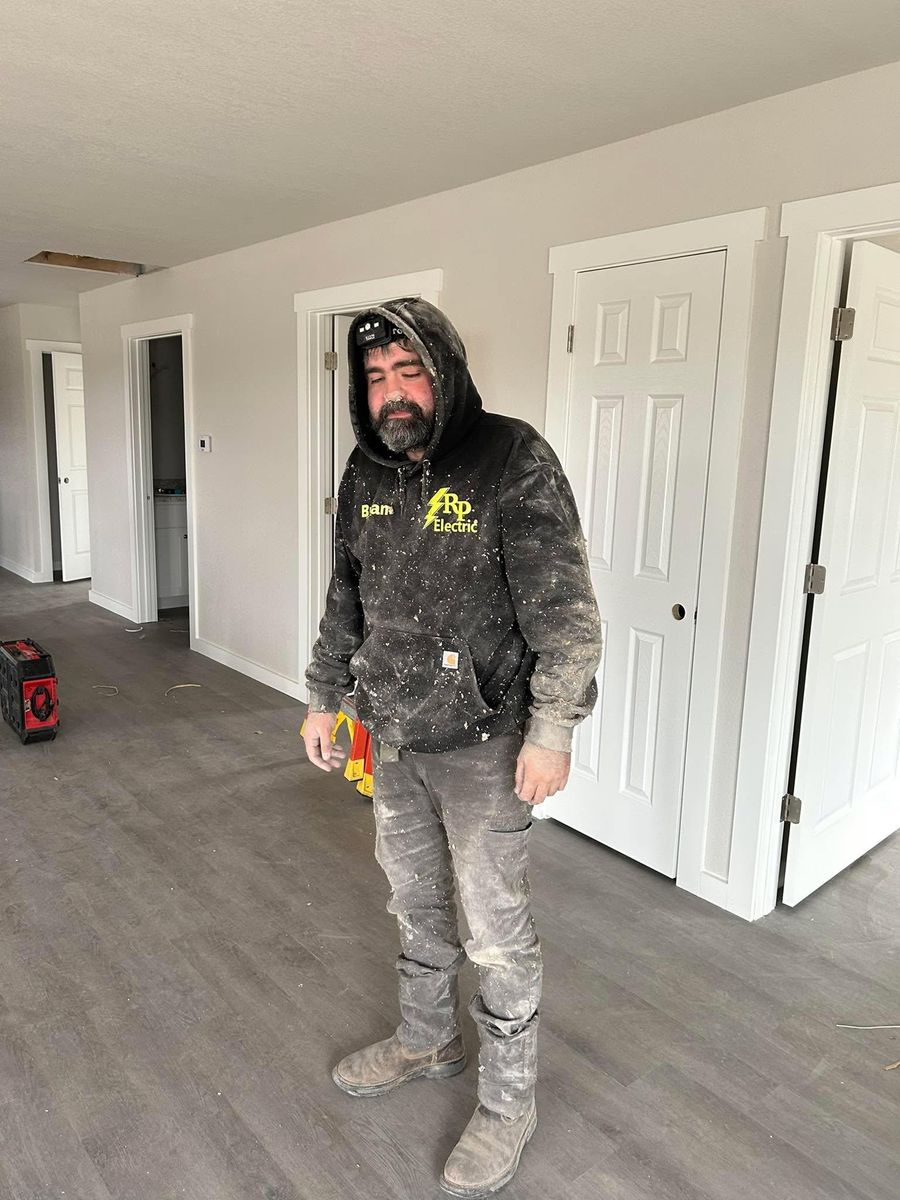 Outlet and Switch Installation for RP Electric in Vancleve, KY