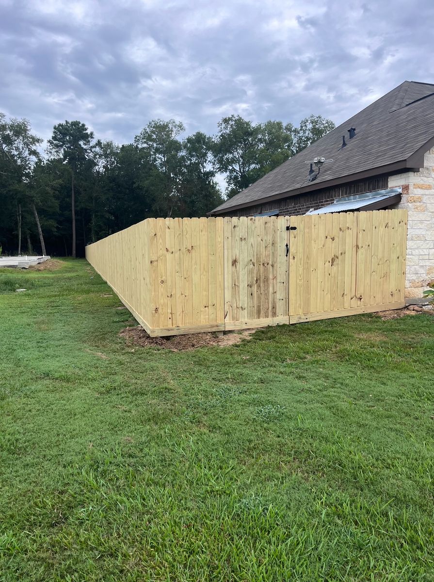 Fence Installation for Bar T Fencing in Dayton, TX