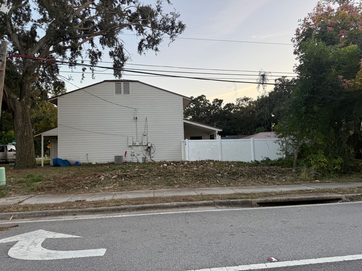 Land Clearing for Amerigrown Tree And Lawn in Apopka, FL