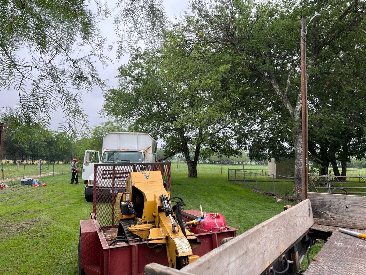 Mulch Installation for DR Landscape in San Antonio, TX