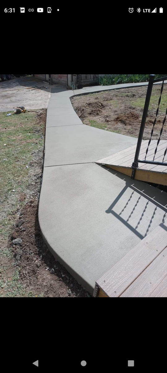 Sidewalk Installation for Dream Team Concrete in Clarkville, TN