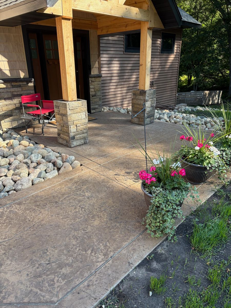 Masonry for Elite Fire & Stoneworks in Hawley, MN