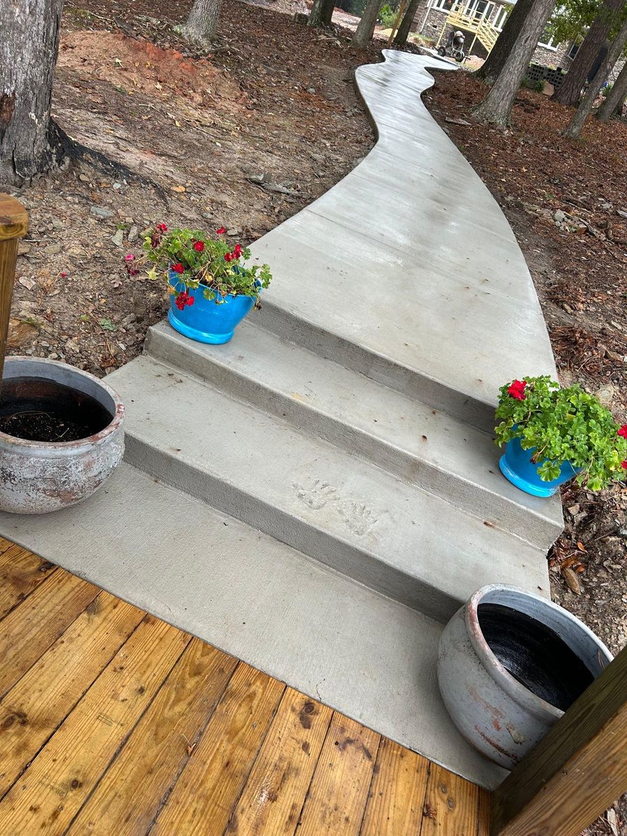 Concrete Slab Construction for Big League Concrete and Grading in Batesburg-Leesville, SC