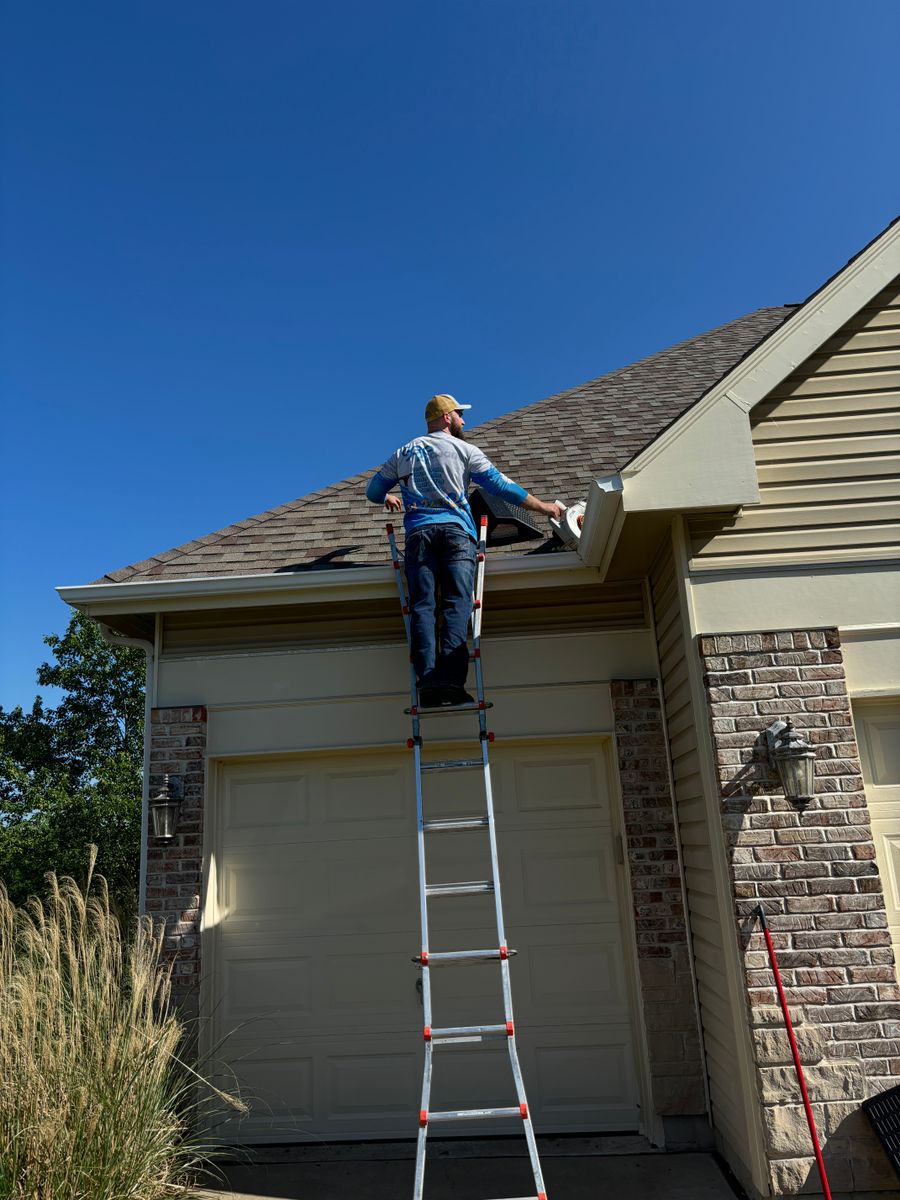 House Washing for See2it Clean in St Louis, MO