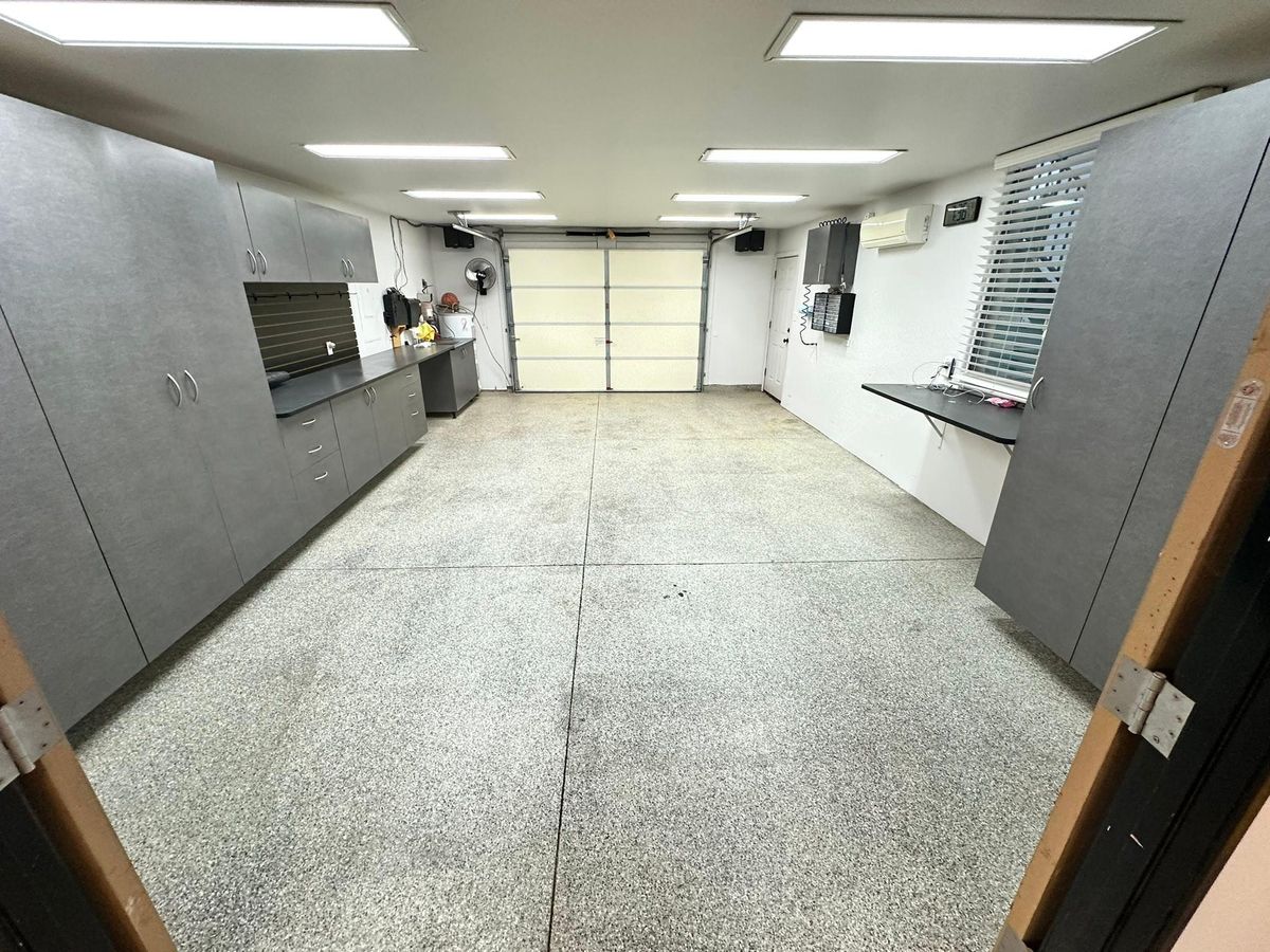 Garages for PRYME EPOXY in Mayer, AZ