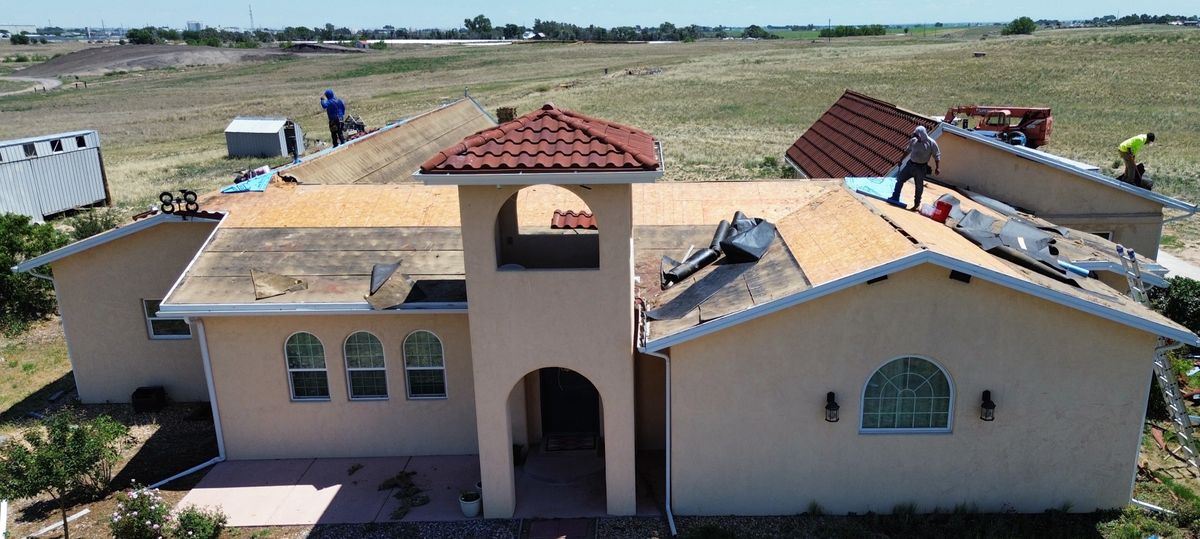 Roofing Replacement for Living Stone Roofing in Fort Morgan, CO