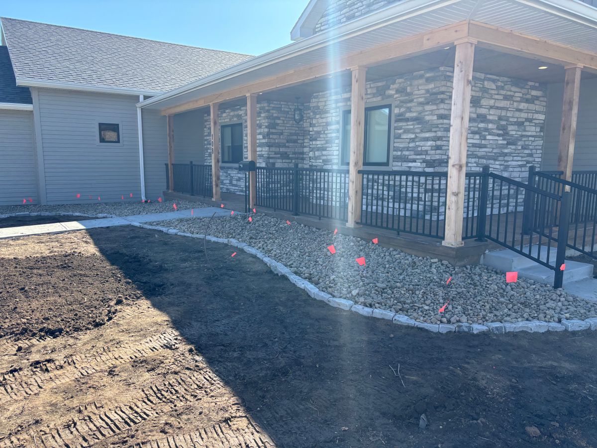 Hardscape Design and Installation for Thomas' Lawn Care in Maryville, MO