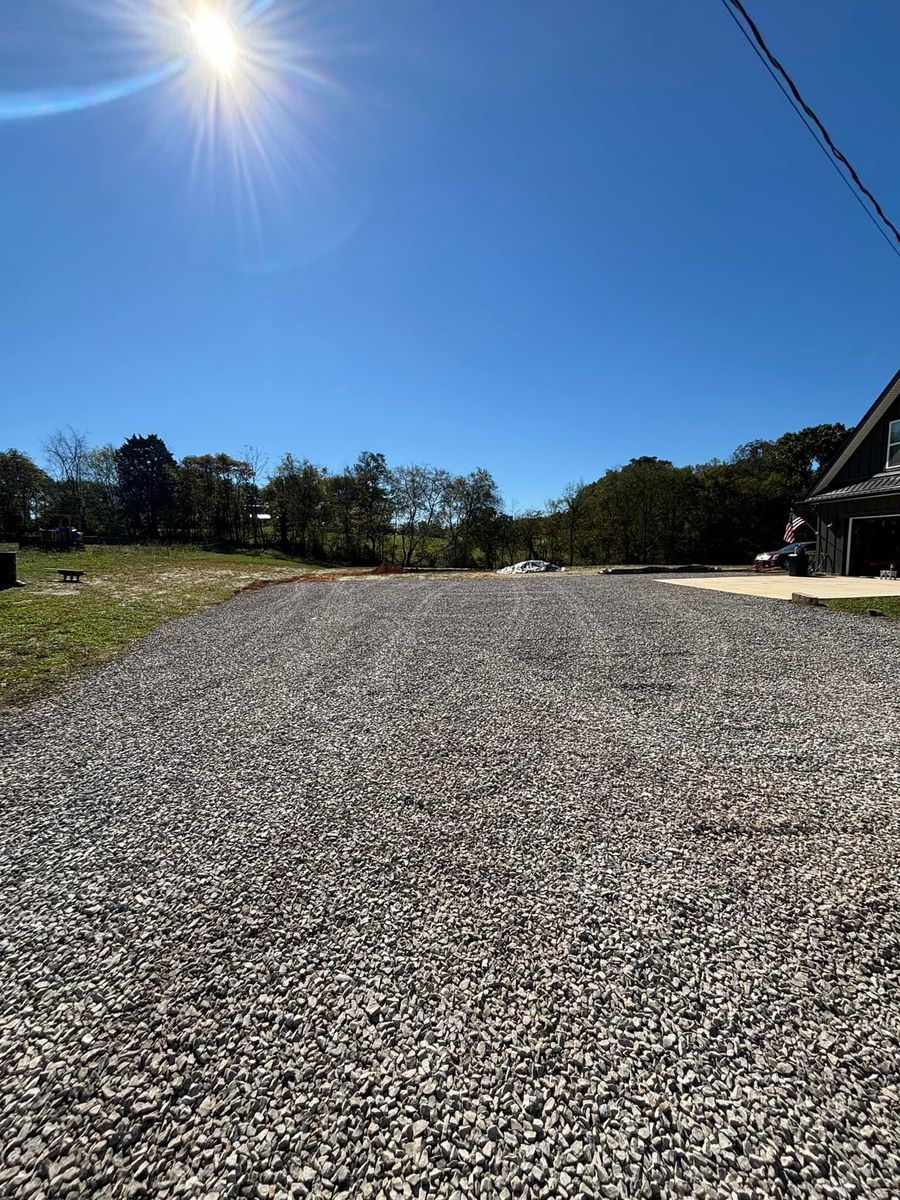 Gravel Driveways for Three Rivers Dirt Works LLC in Knoxville, TN