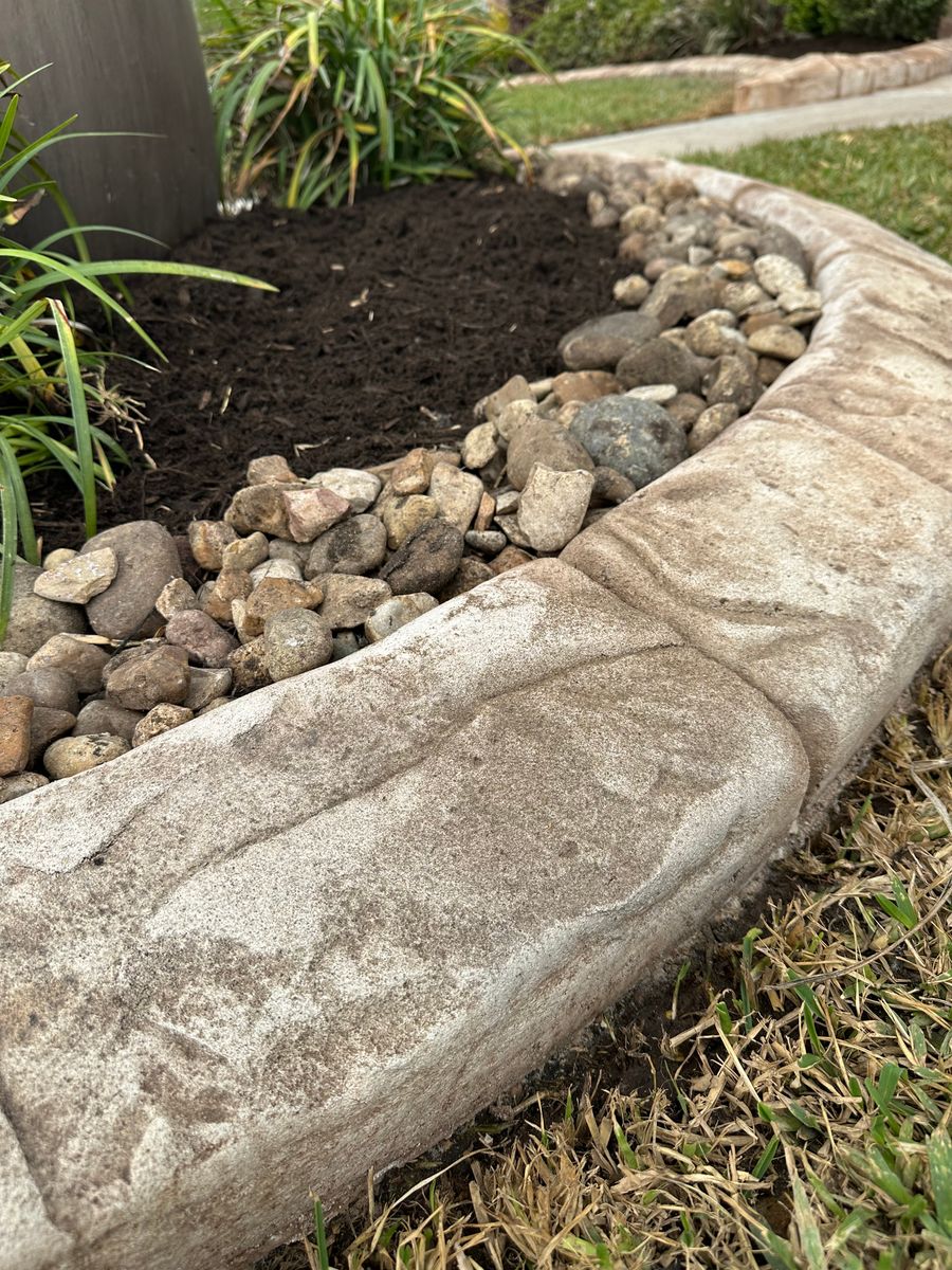 Landscape Border Systems for Texas Curb N Borders in Houston, TX