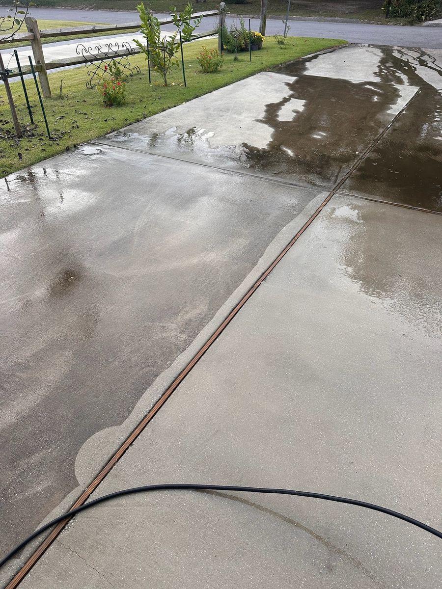 Concrete Cleaning for ShipShape Exteriors in  Tallahassee,  FL