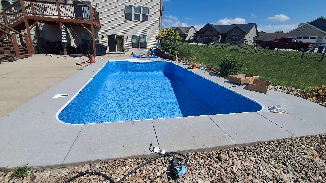 Vinyl Liner Replacement for Precision Liner Solutions in St Louis, MO