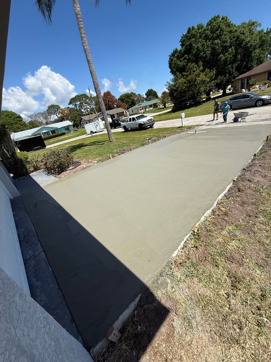 Driveways for Coastal Concrete Creation in Port St. Lucie, FL