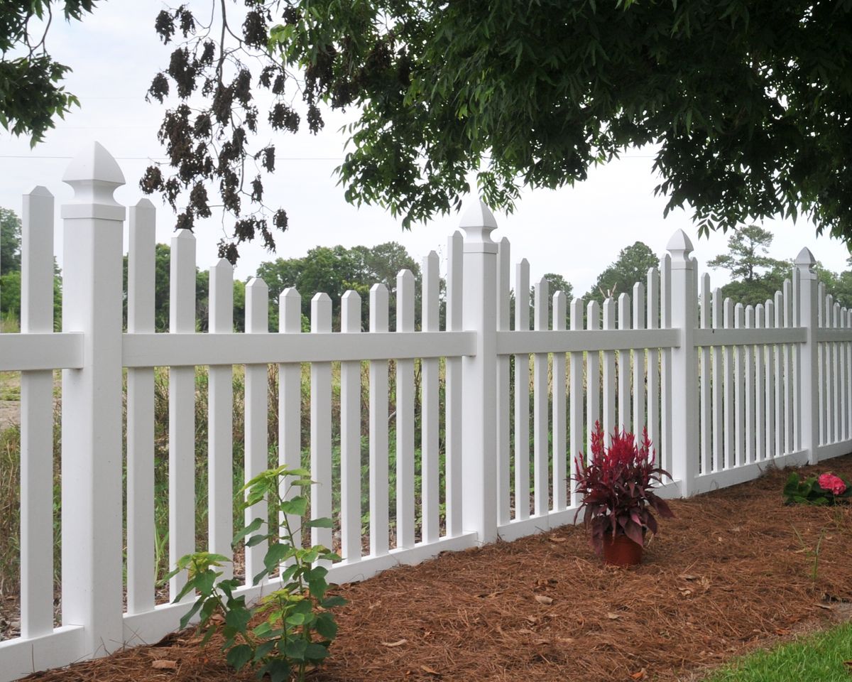 Vinyl Fence for Corbitt Vinyl Products in Hazlehurst, GA