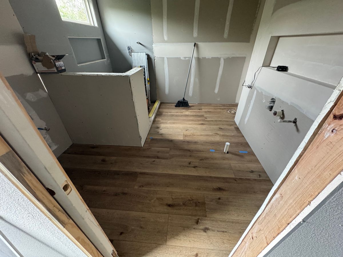 Flooring for L.P. Contractors in San Antonio, Texas