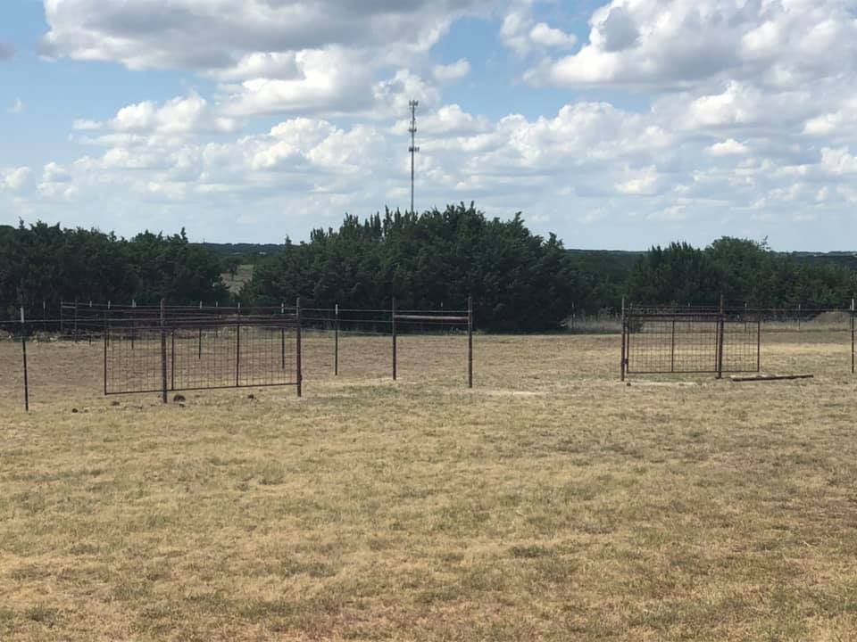 Fencing for For the Family Welding in Stephenville, TX