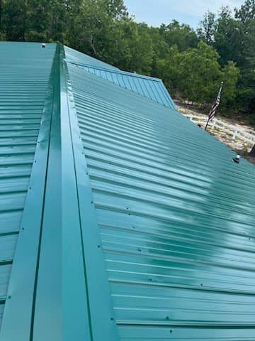 Metal Roofing for Roofing By Eubanks Home Improvements in Bethune, SC