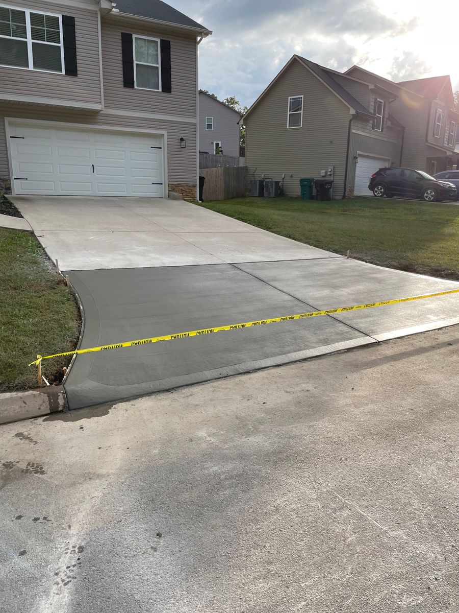 Sidewalk Installation for Tommy Moore Construction in Anderson County, TN