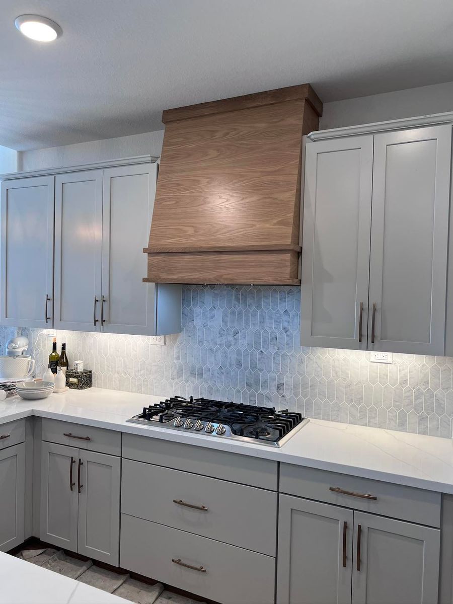 Kitchen and Cabinet Refinishing for AGD Painting in Kingwood, TX