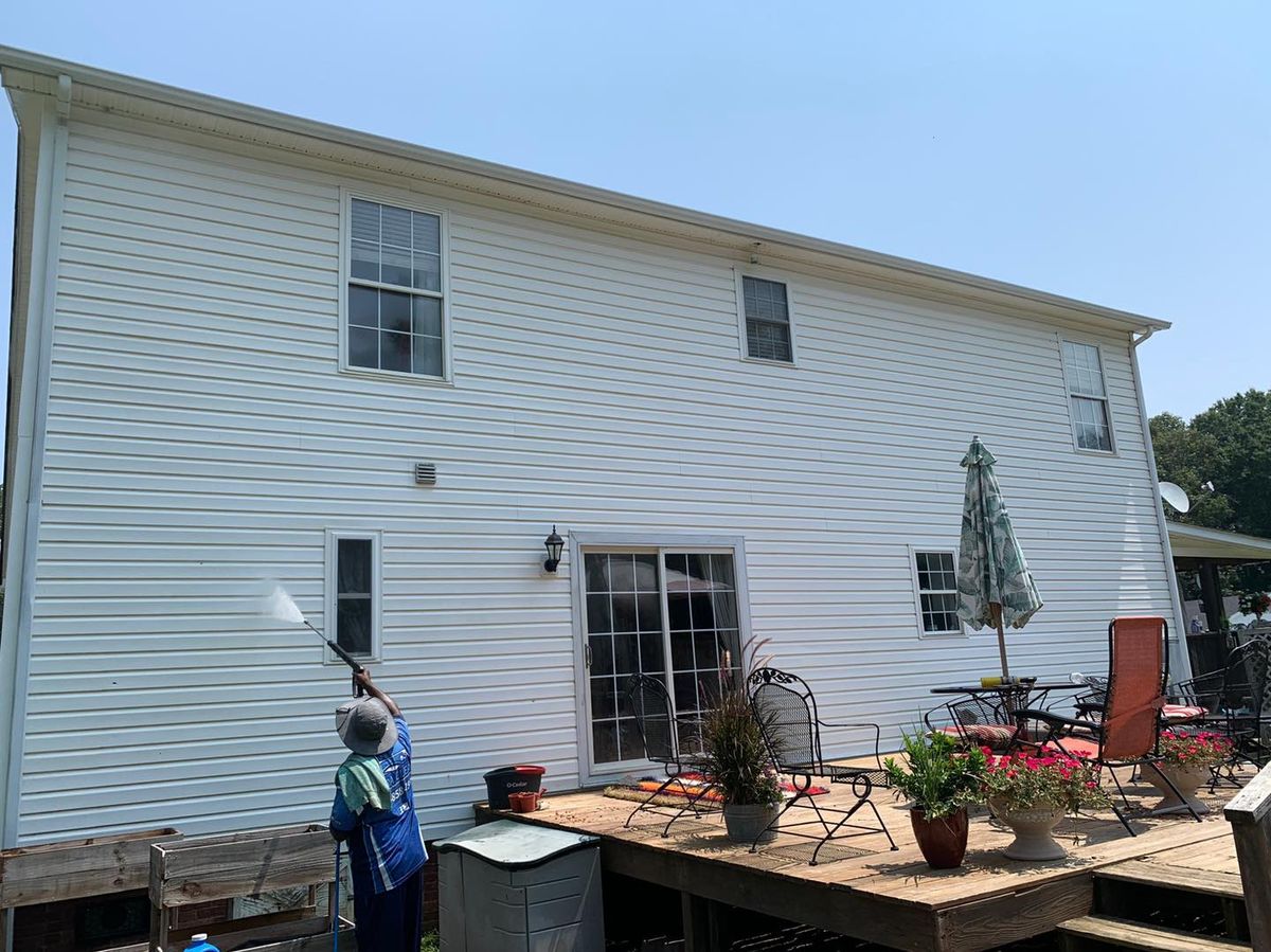 Home Softwash for Ultra Clean Mobile Detailing and Pressure Washing in Marshville, NC