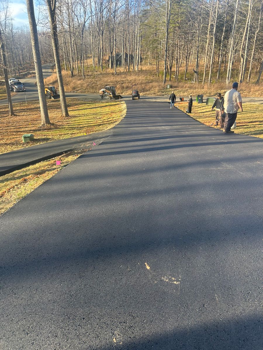 Sealcoating for James R Carter Paving in Roanoke, VA