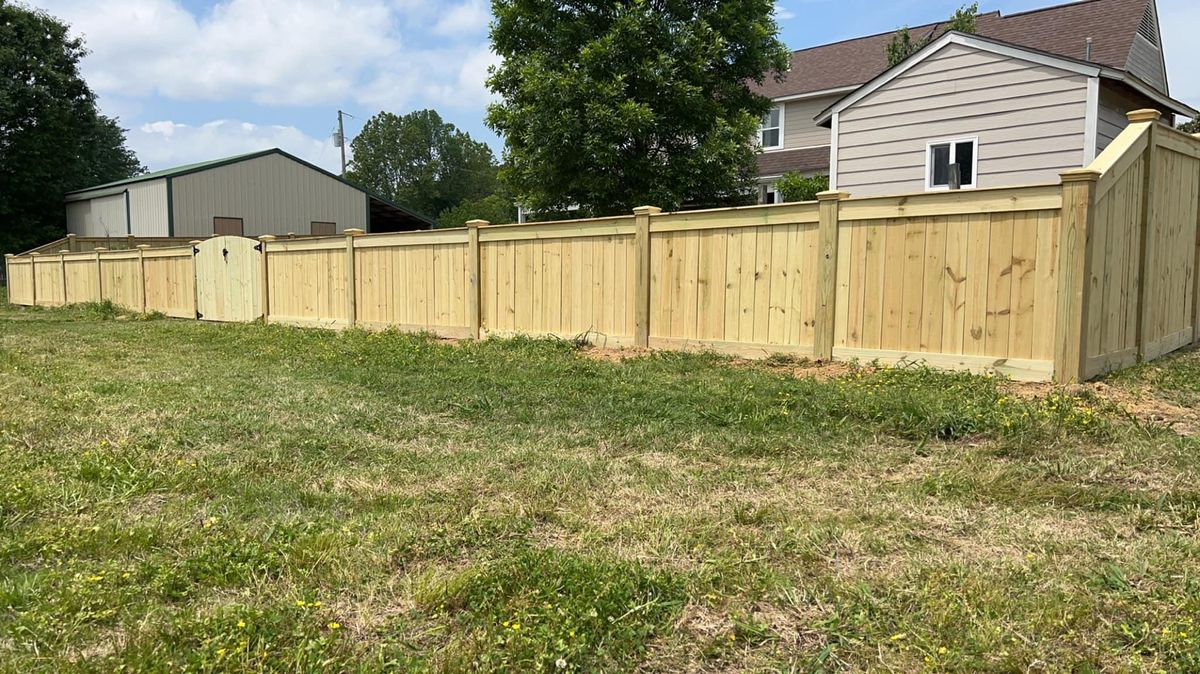 Custom Fence Design for Manning Fence, LLC in Hernando, MS