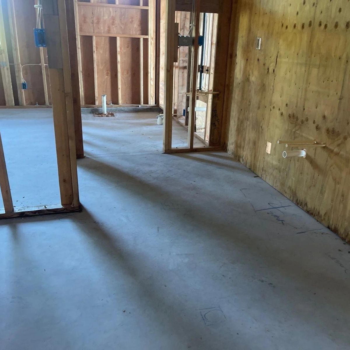 Floor Repair for Top Knotch Floors HI, LLC  in Honokaa, HI