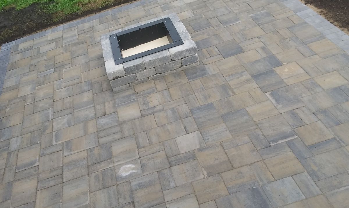 Firepit Patio Design & Construction for Humphries Hardscape - Pavers and Landscaping in Wyandotte, MI