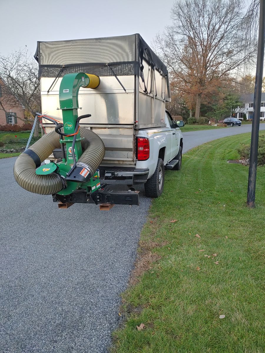 Leaf Cleanup for Conoy Acres Lawn Service in Elizabethtown, PA