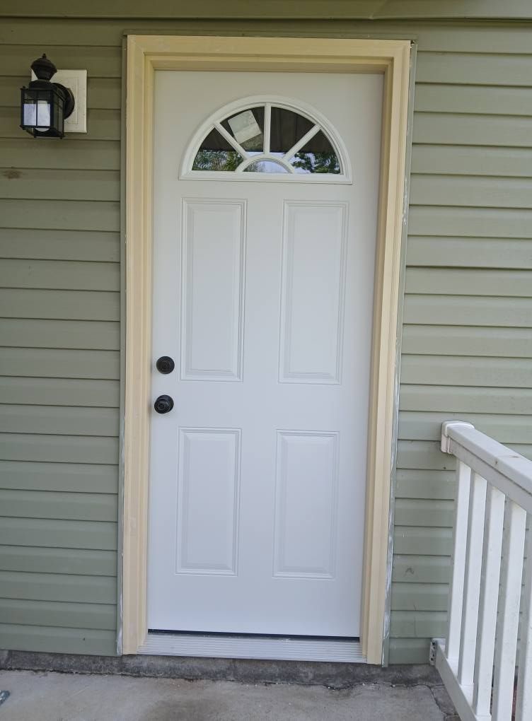 Handyman and emergency service repairs for Dead Tree General Contracting in Carbondale, Illinois