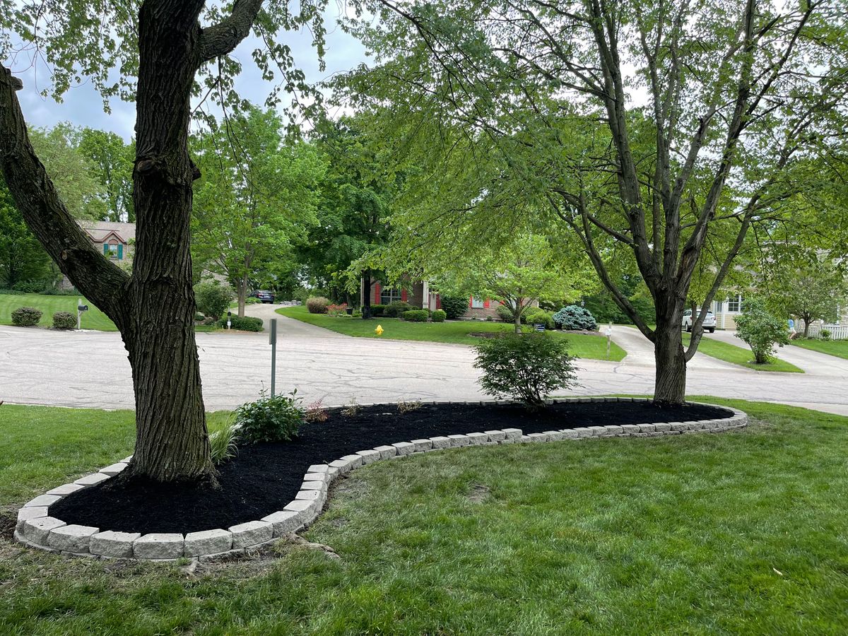 Retaining wall for Woolf Outdoor Services in Mason, OH